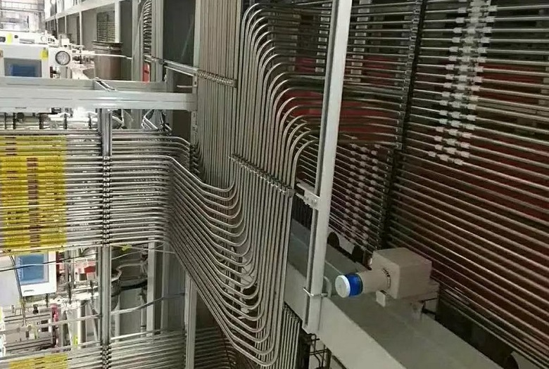 The SS instrument tubing layout in a plant.