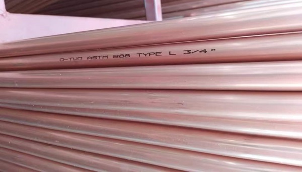 Straight length Type L copper tubes.