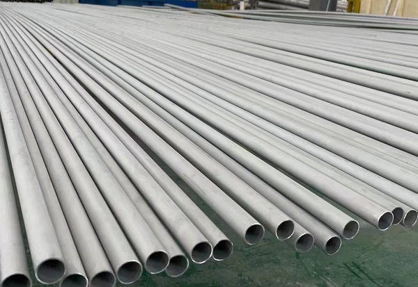 ASTM A249 TP310S welded tubes.